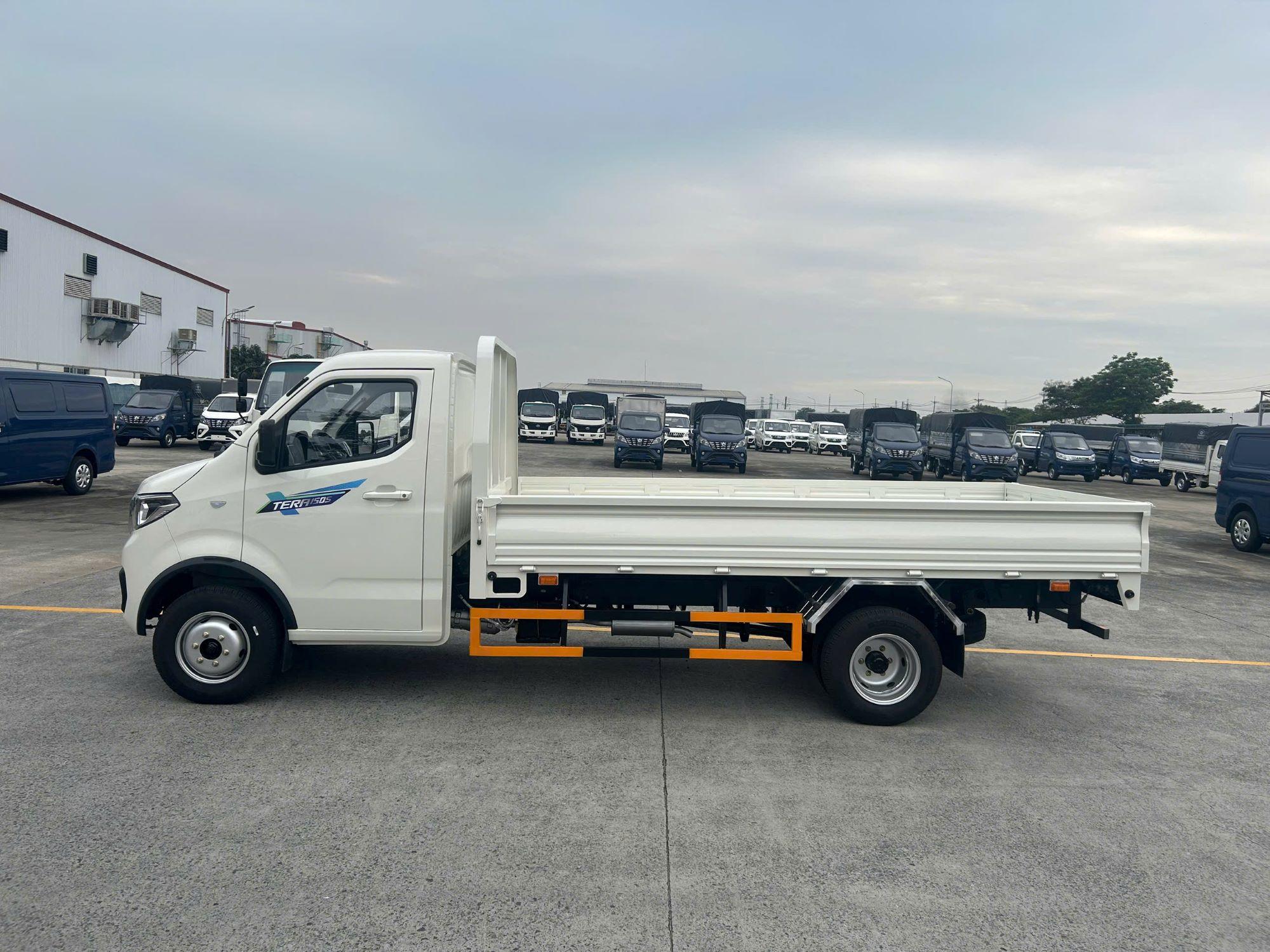150s-tl-anh-thung-sau-2.jpg